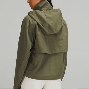 Lululemon Always Effortless Jacket in Olive Green